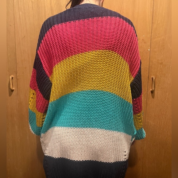 Fantastic fawn sweater - Picture 2 of 4